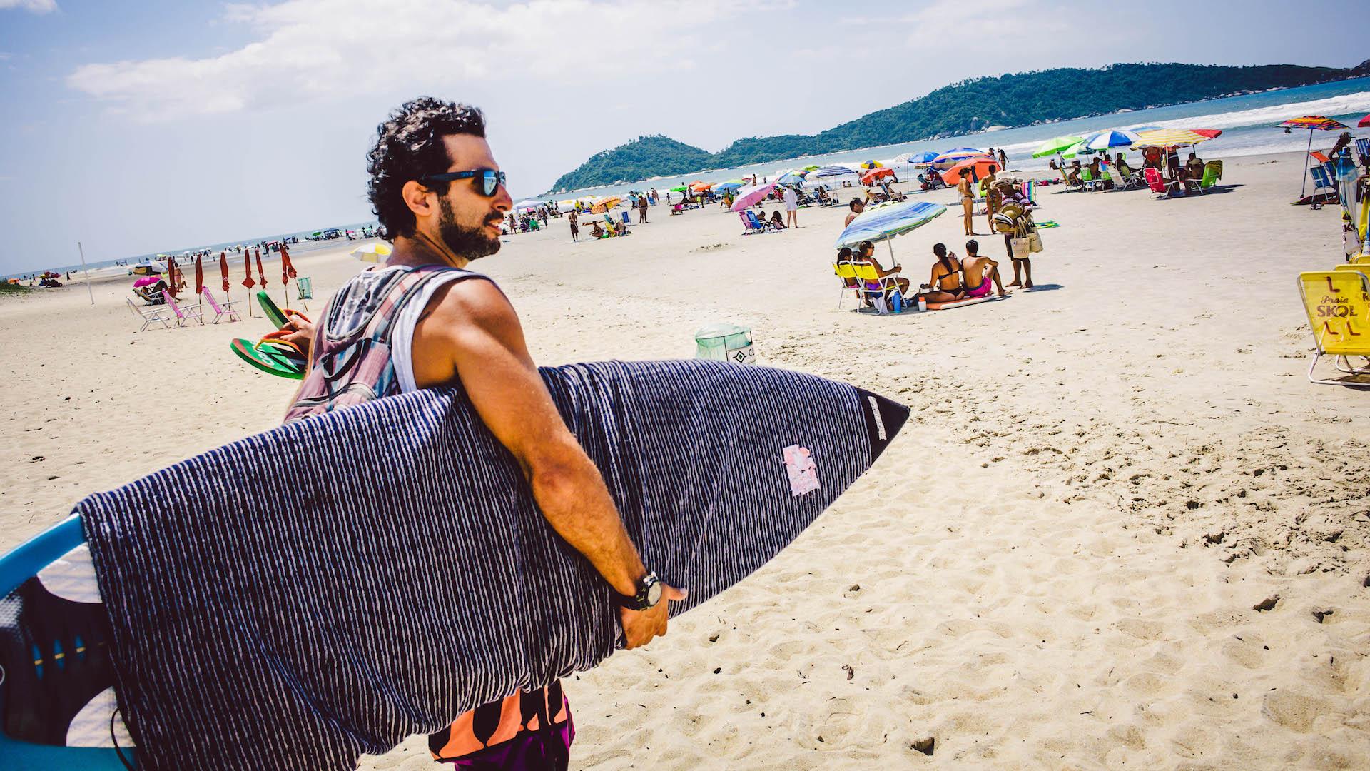 Surfer am Strand von Campeche